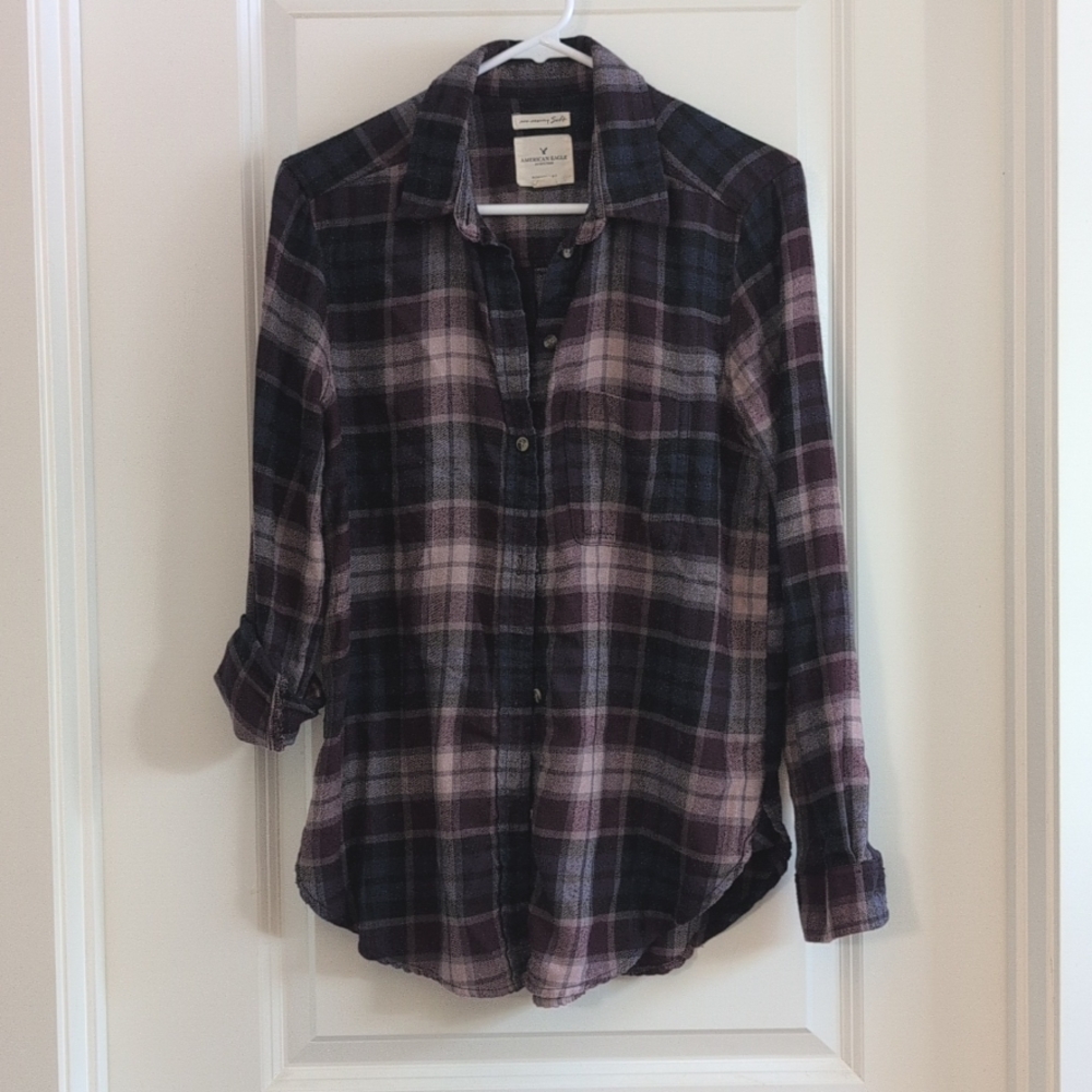 Women's American Eagle Boyfriend Fit Button Up (m)